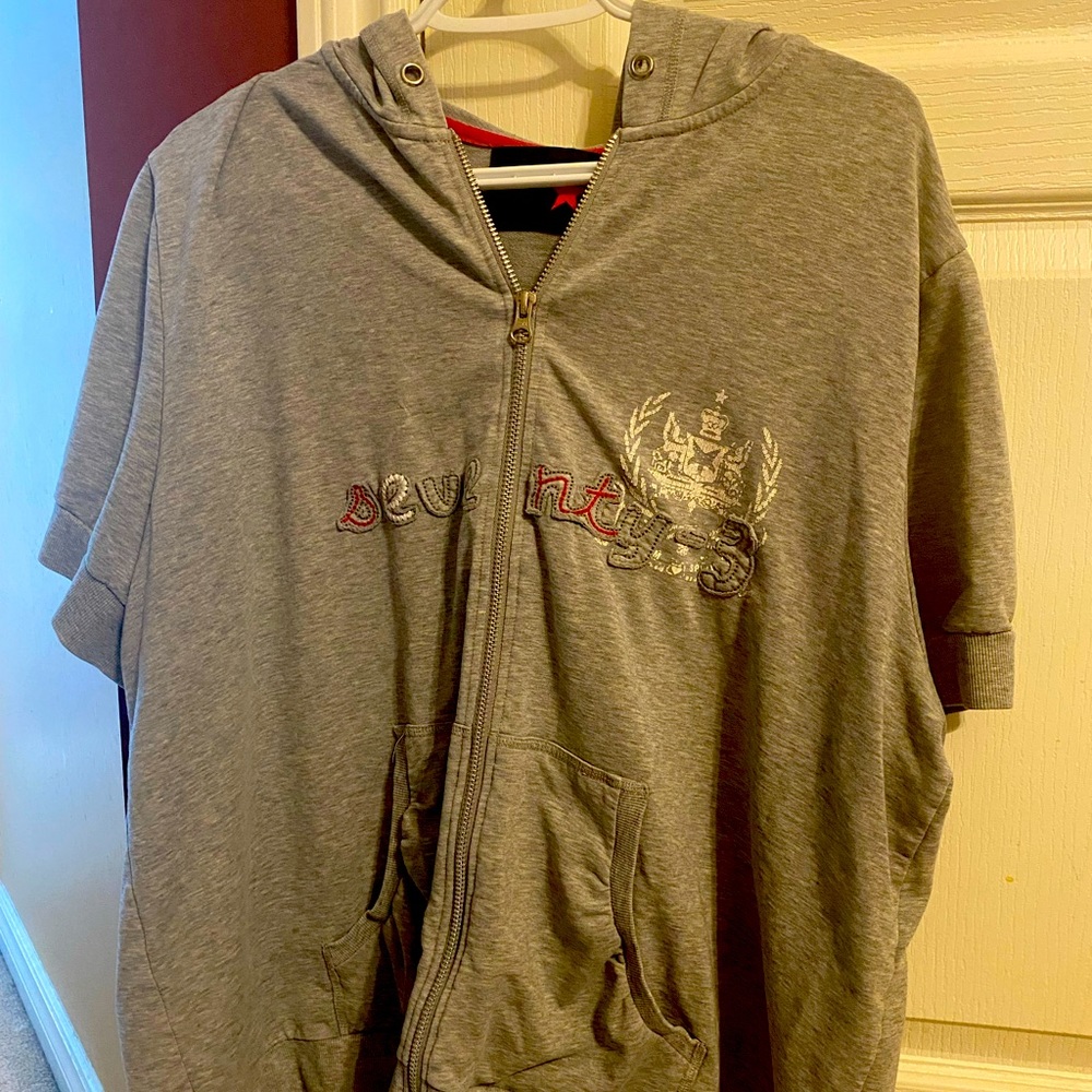 Gray short sleeve hoodie